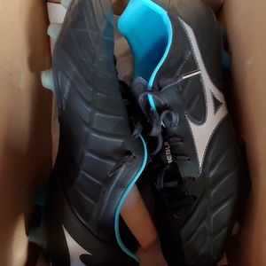 Mizuno Rebula V1.2 size 10.5US